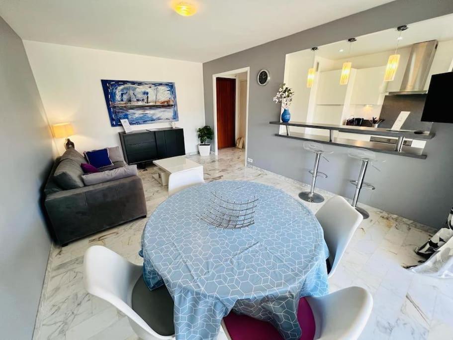 Le Pinede - Apt 4 Prs- Parking - Clim - 500M Plages Antibes Ngoại thất bức ảnh
