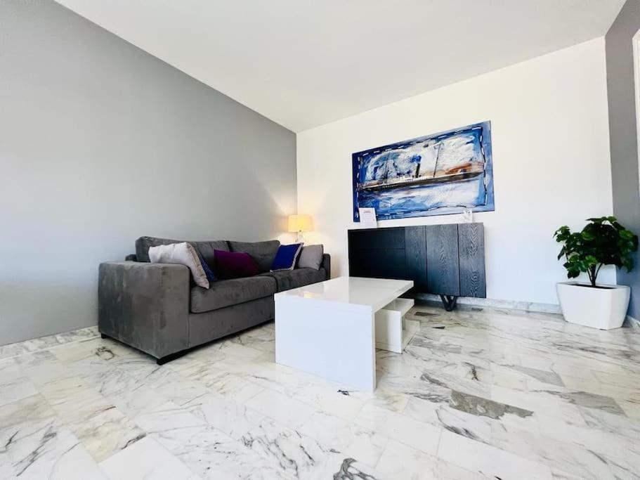 Le Pinede - Apt 4 Prs- Parking - Clim - 500M Plages Antibes Ngoại thất bức ảnh